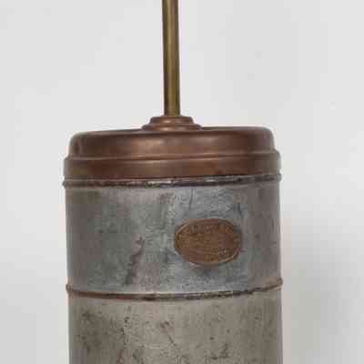 Carbide lamp lighter