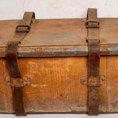 Tin Bath with a Lid