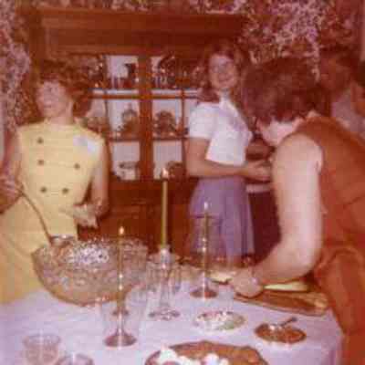 Photograph of Elaine Payne and Randi Svinelid, May 1972