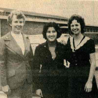 Newspaper clipping, Ghada Yashar’s visit to Senator Malkus’s house, Mar. 11, 1976