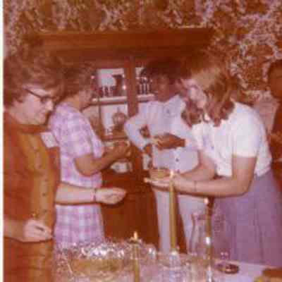 Photograph of Elaine Payne and Randi Svinelid, May 1972