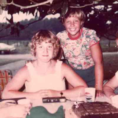 Photograph of Janet Amundson and Casi Yutzy