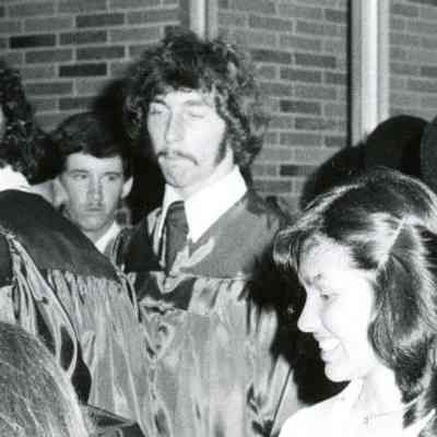 Photograph of unidentified students at graduation