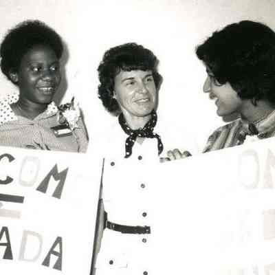 Photograph of Esther Wilson, Eloise Cropper, and Ghada Yashar, Sep 1975