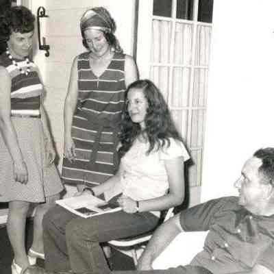 Photograph of Christa Mader, Eloise Cropper, Sidney Cropper, and unknown, Jun 1974