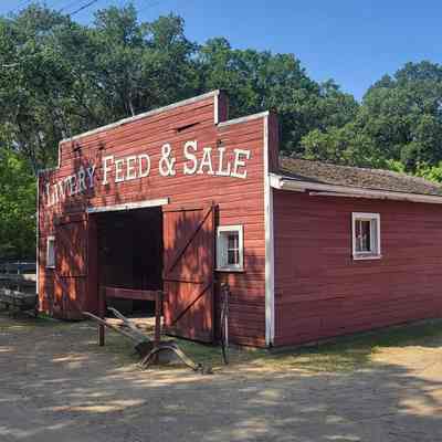 Livery Feed & Sale Barn