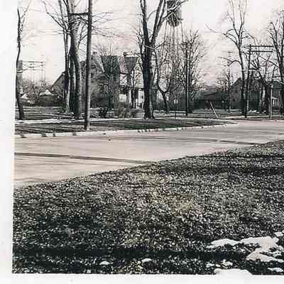 2021-16-47 North Main Street Near Grove Street (circa 1920s)