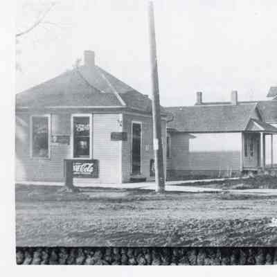 P75-89-3 Fabri Houses and Weigand House on Main Street and Lake Street (St. Charles Road)