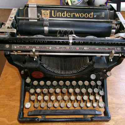 Underwood Typewriter
