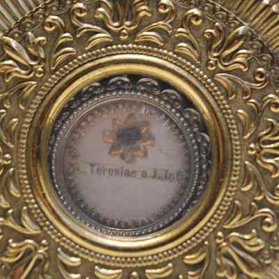 Therese of Lisieux, D