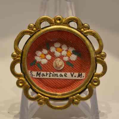 Martina, V, M