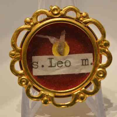 Leo, M