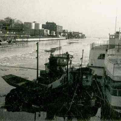 Boats in Greenwich Harbor