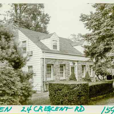 24 Crescent Road