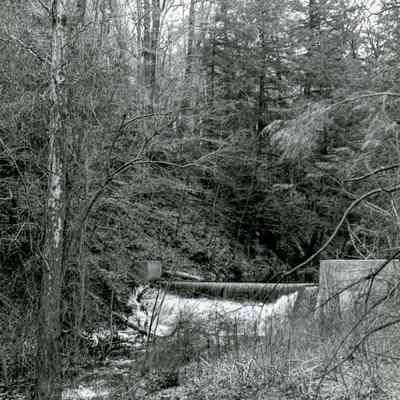Byram River Dam, Cliffdale Road
