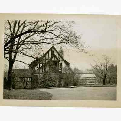 Brown Residence Round Hill Road D