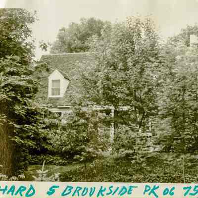 5 Brookside Park