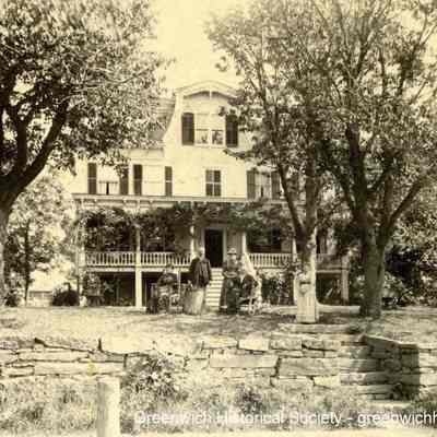 359 Greenwich Avenue B
