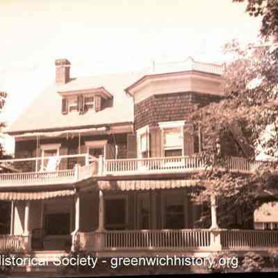 19 Brookside Drive B