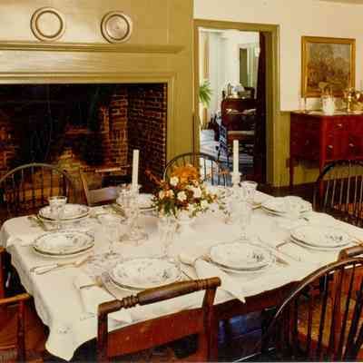 Bush-Holley House Dining Table B