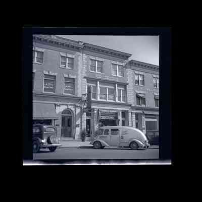 319 Greenwich Avenue Negative