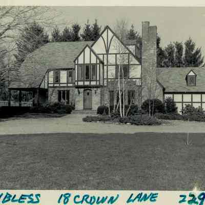 18 Crown Lane