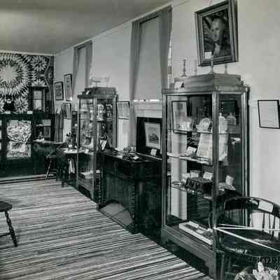 Perrot Memorial Library Main Room B