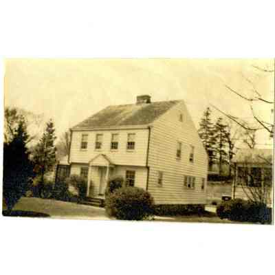 Hovey Residence Sound Beach Avenue B