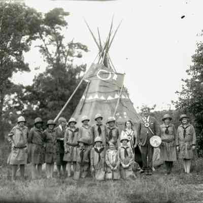Woodcraft League Members G