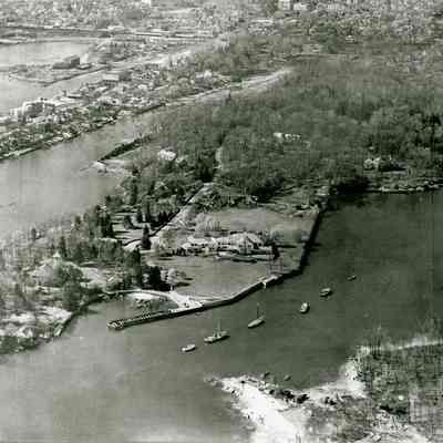 Steamboat Road and Indian Harbor