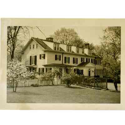 Blood Residence Lake Avenue B