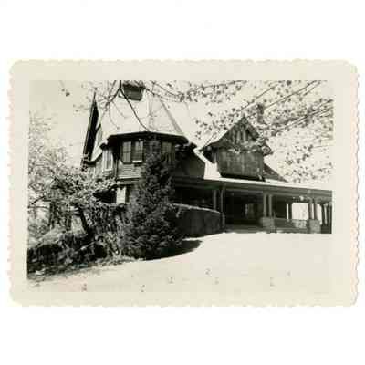 Schwarz Residence Dearfield Drive D