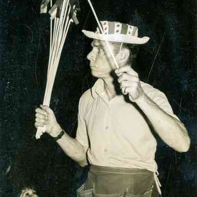 Circus Vendor