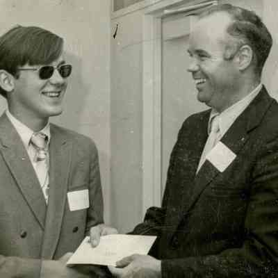 Albert Vos Memorial Fund Scholarship Award