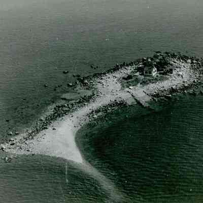 Wee Captain's Island Aerial View A