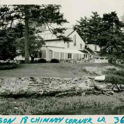 18 Chimney Corner Lane