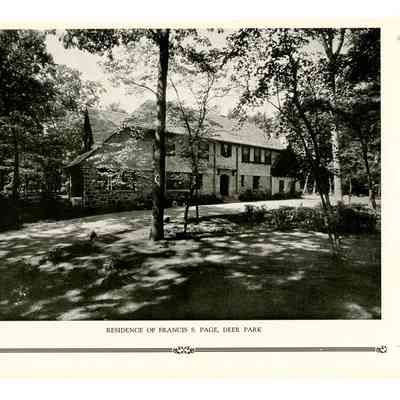 Page Residence Deer Park