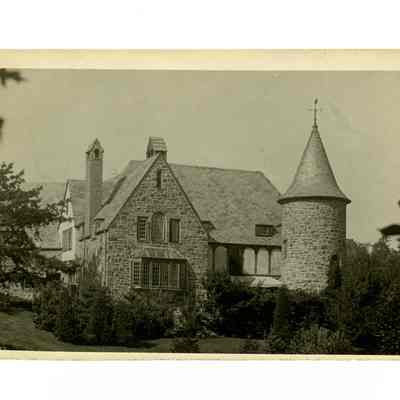 Ford Residence Sherwood Avenue A