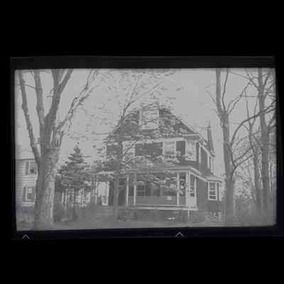 28 Highview Avenue Negative