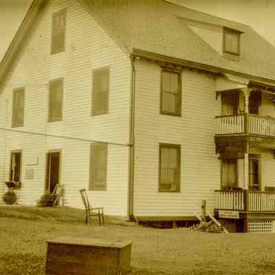 Shore Island Bathhouse