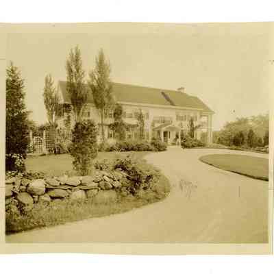 House Round Hill Road