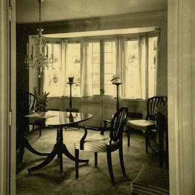 Bailey Interiors M