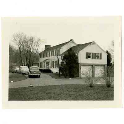Meley Residence Dogwood Lane B