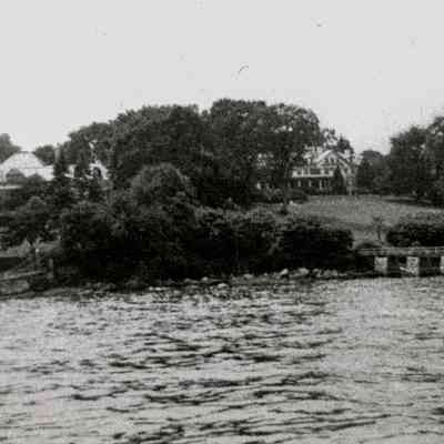Coastline R - Belle Haven Suspension Bridge