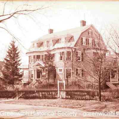 2 Benedict Place B