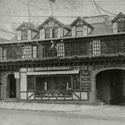 Pickwick Inn Candy Company