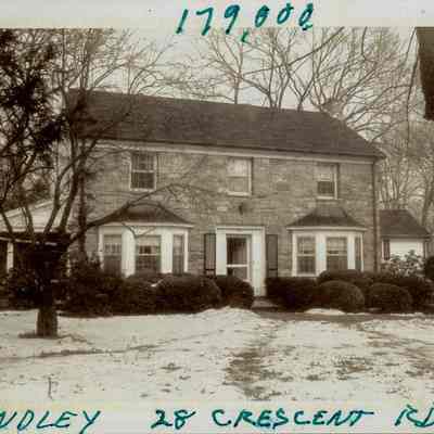 28 Crescent Road