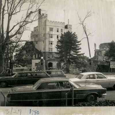 Pickwick Arms Demolition H