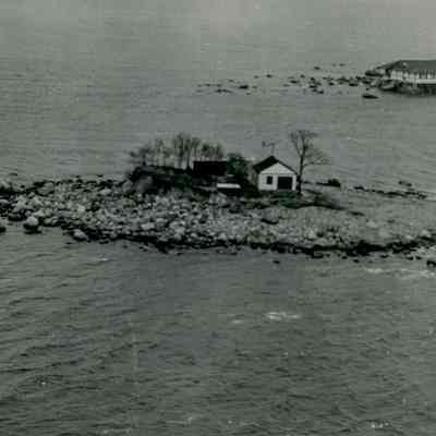 Wee Captain's Island P