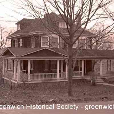 42 Brookside Drive B